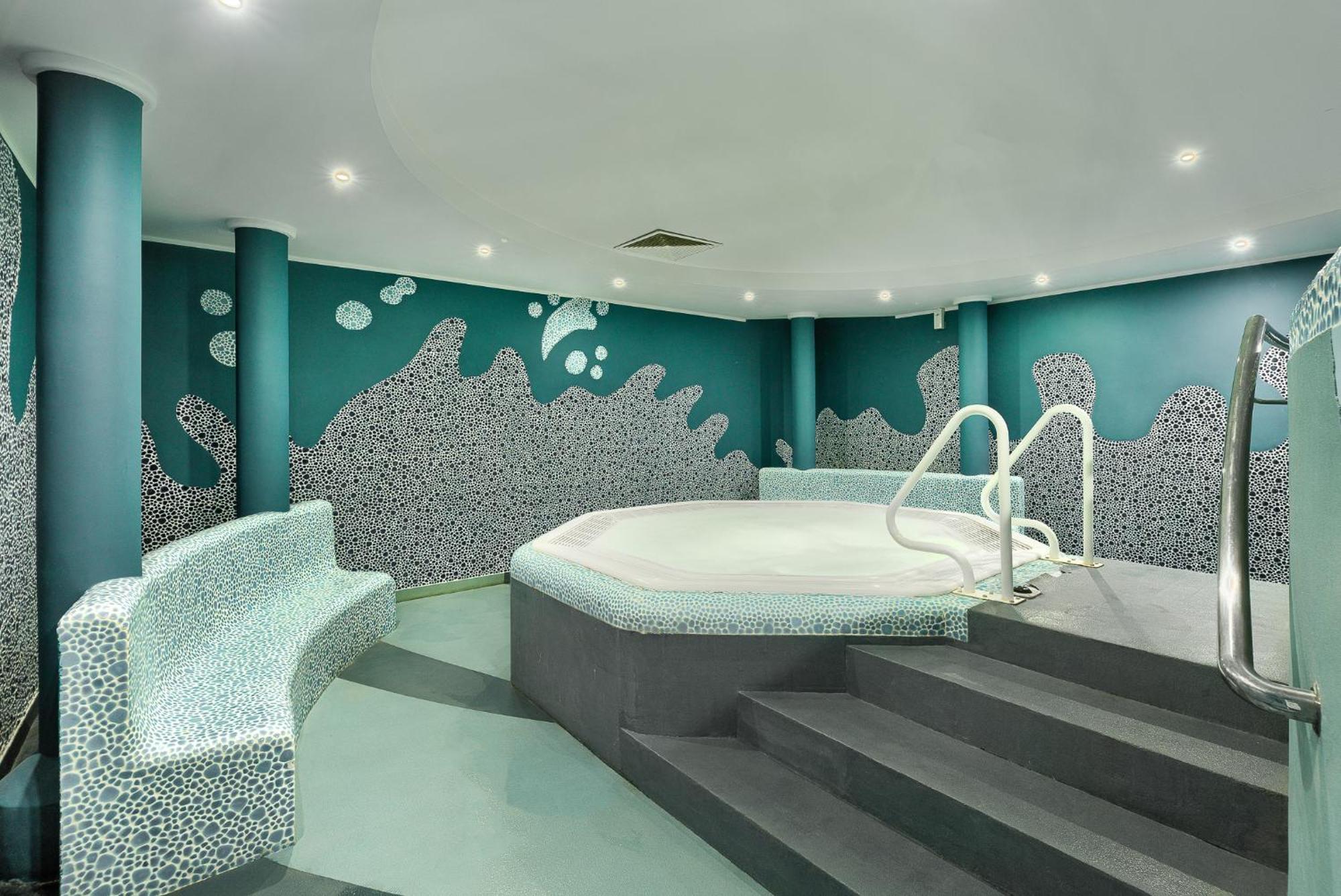 Hotel Olympic Вронкі Екстер'єр фото