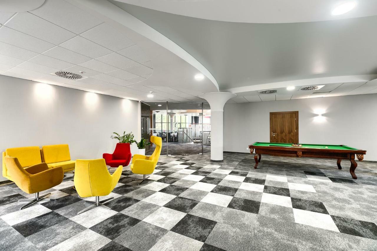 Hotel Olympic Вронкі Екстер'єр фото
